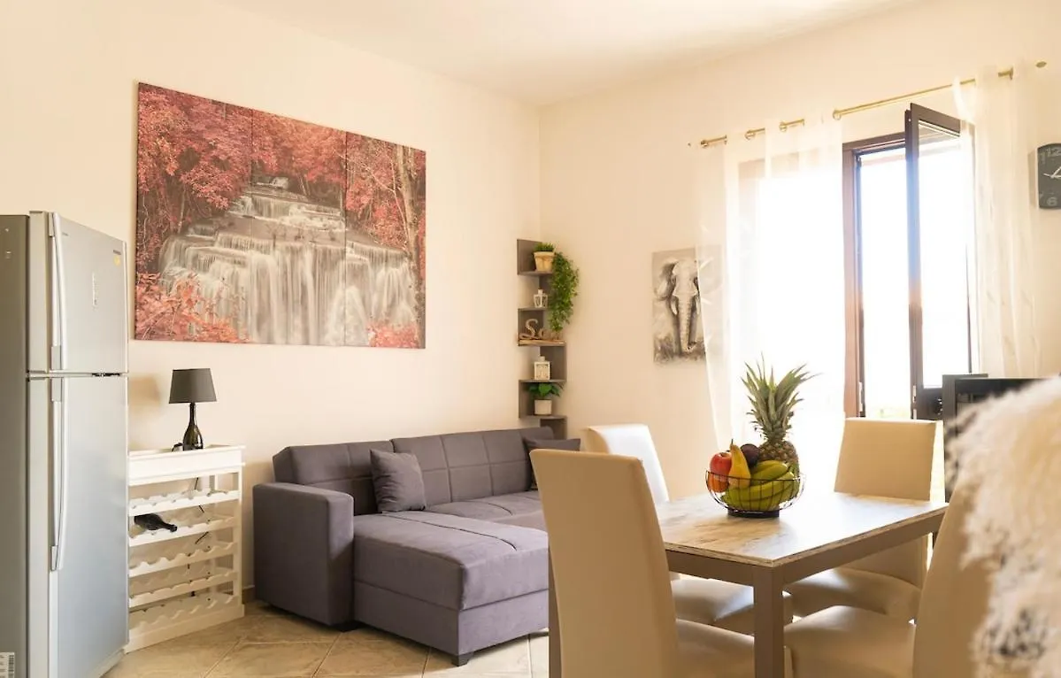 Beach Apartment, Comodo Tra Il Centro E Il Mare Posada  Posada (Sardinia)