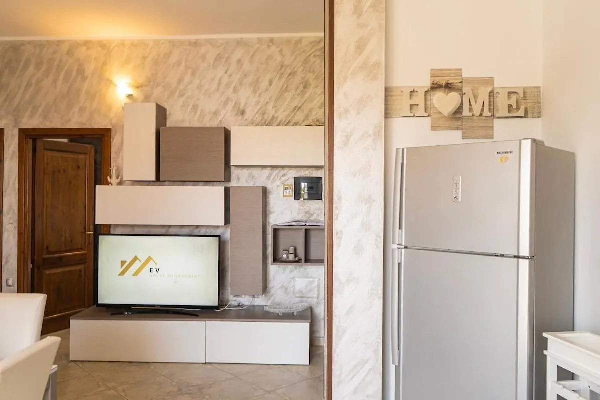 Daire Beach Apartment, Comodo Tra Il Centro E Il Mare Posada  İtalya